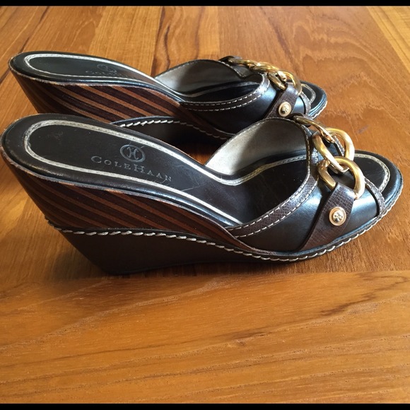 ❗️SALE❗️Cole Haan leather wedges w/ gold hardware