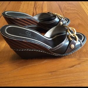 ❗️SALE❗️Cole Haan leather wedges w/ gold hardware
