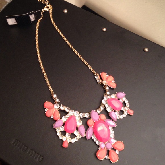 Statement Necklace new and trendy