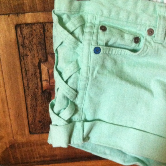 Hurley Shorts - Picture 2 of 2