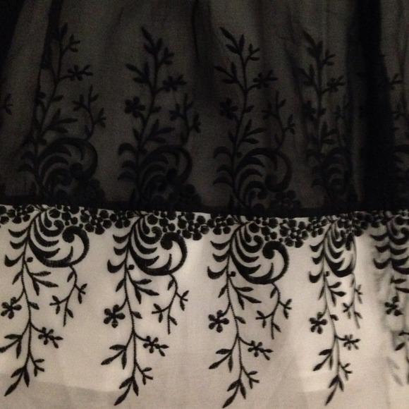 Adriana Papell Black and White Party Dress - Picture 3 of 3