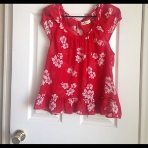 Hollister Hawaiian top, size large