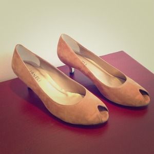 Vaneli Tan Suede Heel