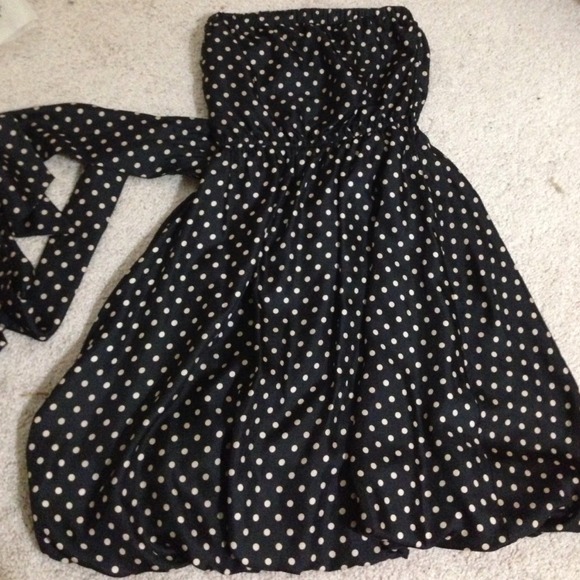 BCBG MAXAZRIA Black Dress w/ Gold Polka Dots
