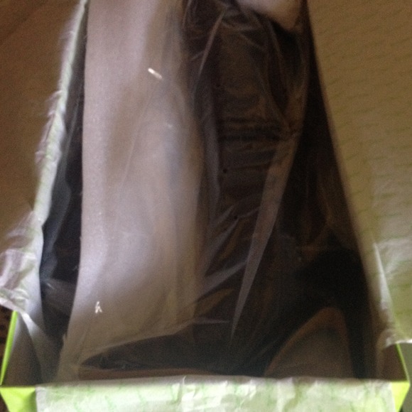 Sam Edelman boots - Picture 2 of 2