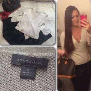 BUNDLE💕ANN TAYLOR sweater top+ 2 shorts+FREE bra