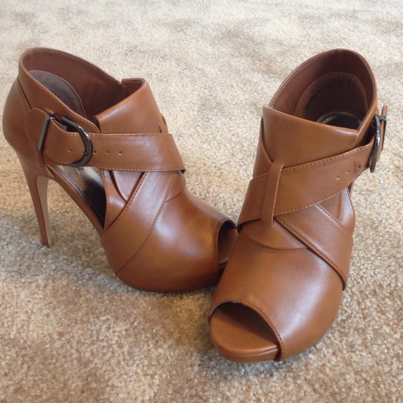 Brown Leather Peep Toe Heels