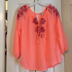 Beautiful Pink & Purple AE Blouse