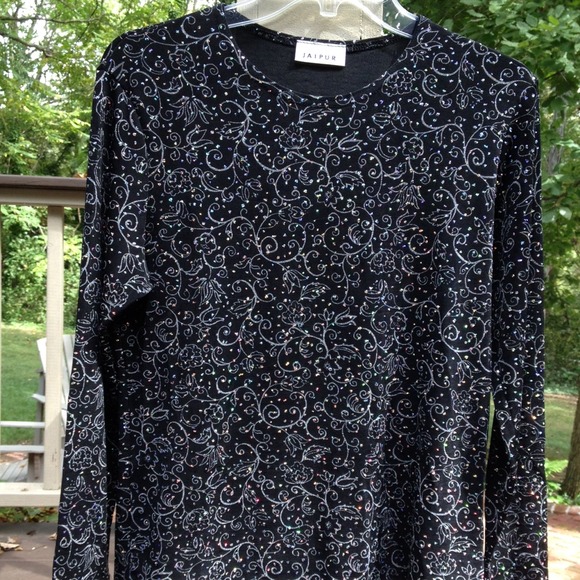 Gorgeous slinky party top