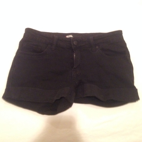 BDG black denim shorts sz 27