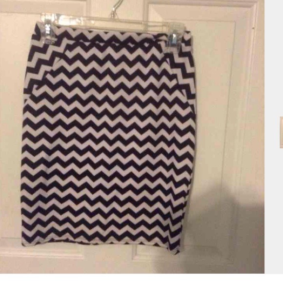 Chevron skirt