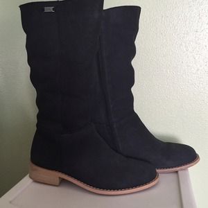 EMU Boots