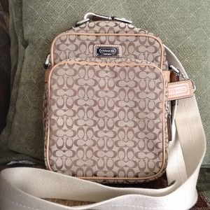 Coach signature C Crossbody Handbag