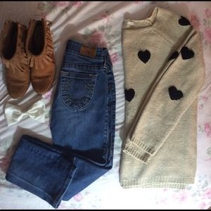 Lauren Conrad hearts sweater