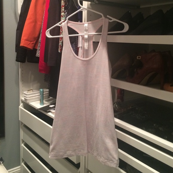 lululemon racer back tank size 8