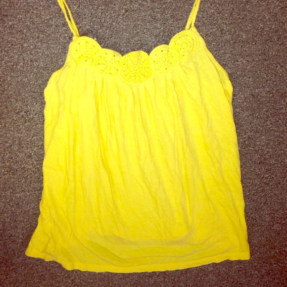 NWOT GAP yellow top