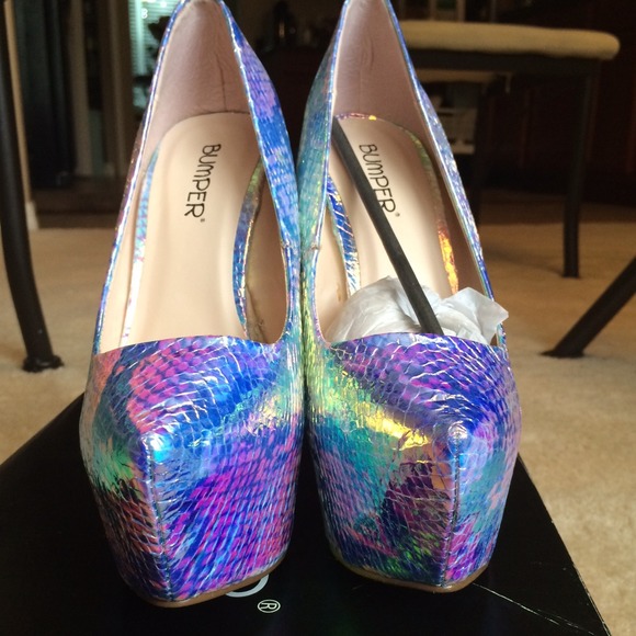 Shoes, Pumps - Picture 4 of 4