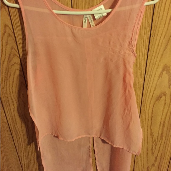 Light pink high low top