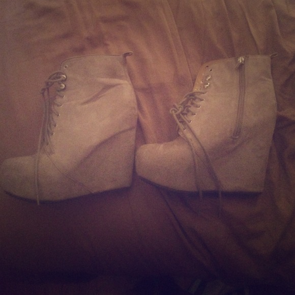 Grey suede wedged booties