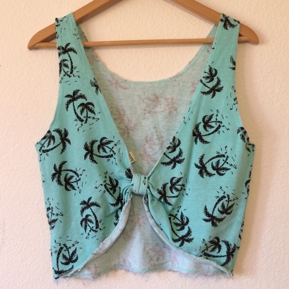 Forever 21 Top - Picture 2 of 3