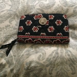 Vera Bradley accordion zip wallet
