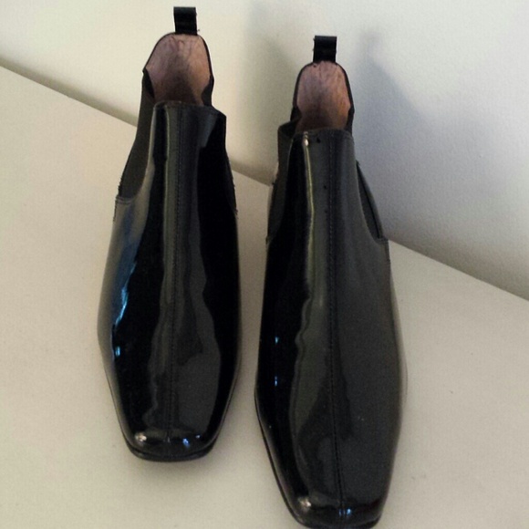 BISOU BISOU COLLECTION.  SIZE6