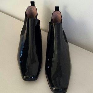 BISOU BISOU COLLECTION.  SIZE6