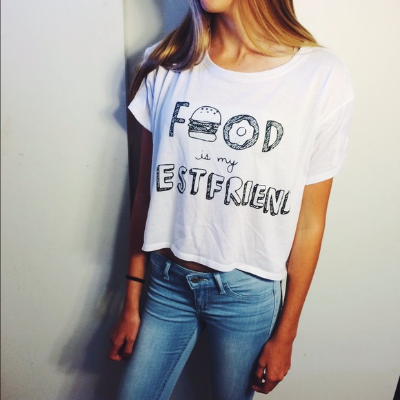 Fresh Tops cropped shirt ! 🍔
