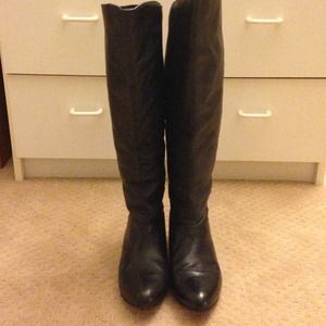 Steve Madden Black leather Boots size 7