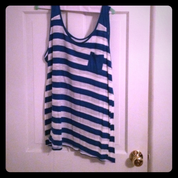 Stripped blue and white tank. 1x. Plus size