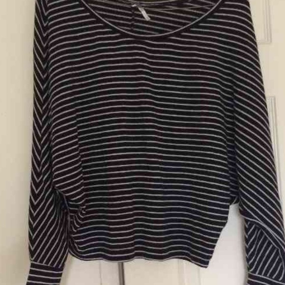Like new sweater