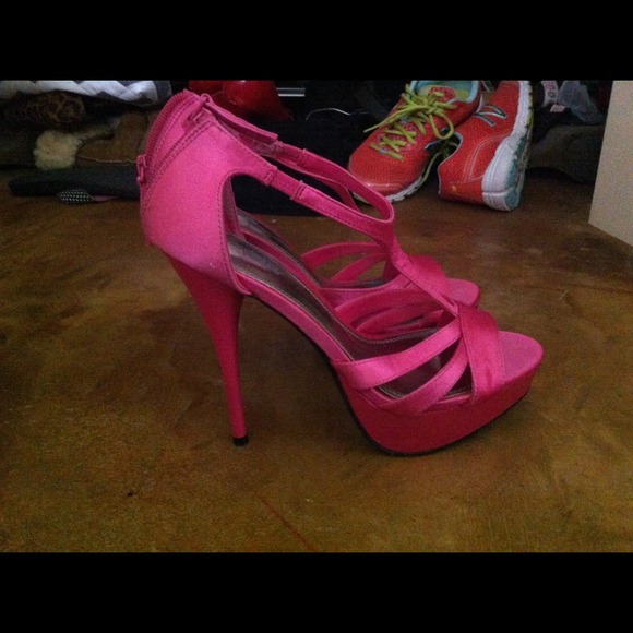 Hot Pink Heels