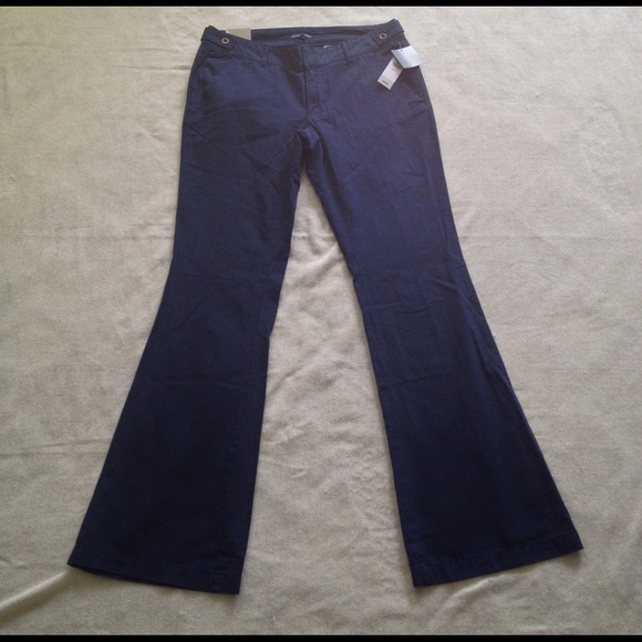 NWT GAP 'Fit and Flare' Denim Pant