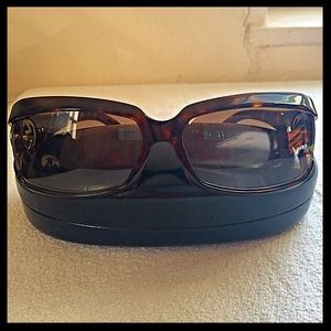 GUCCI tortoise shell & gold sunglasses