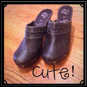 Black Mules/Clogs approx. 4 inch Heel