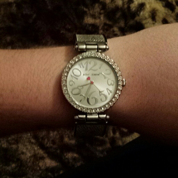 Traded - Picture 2 of 4