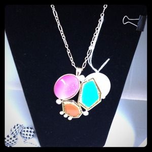 Tri Stone Necklace 15.00