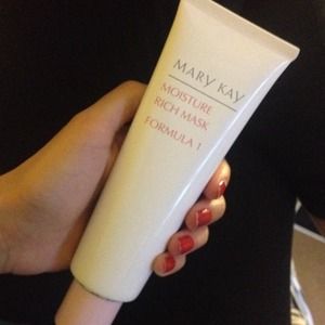 Mary Kay facial mask/ scrub