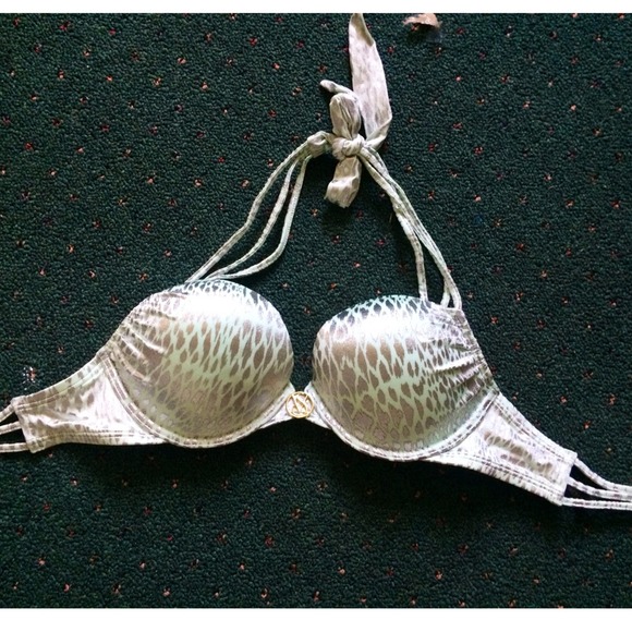 🔴NOT FOR SALE🔴 Victorias Secret bathing suit top