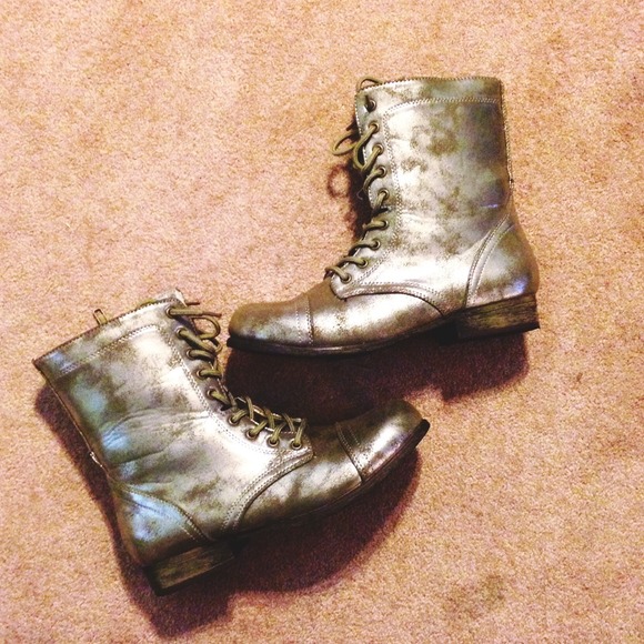 Gold combat boots