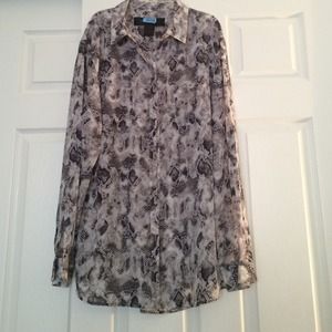 Kardashian Kollection blouse