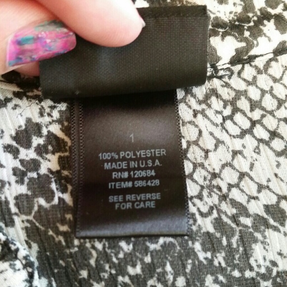 *SOLD* Snakeskin Patterned Blouse - Picture 4 of 4