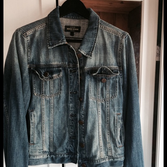 J.Crew Indigo denim jacket 🌸
