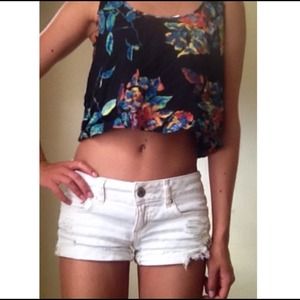 Floral crop/ tank top, never worn
