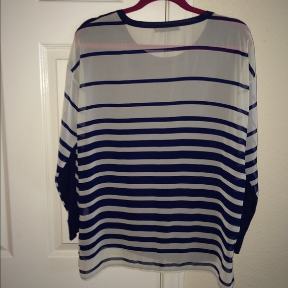 🎉NEW LISTING🎉 NAVY BLUE STRIPED BLOUSE! - Picture 2 of 3