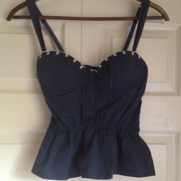 ✏️SALE✏️Anthropologie Top by Eloise