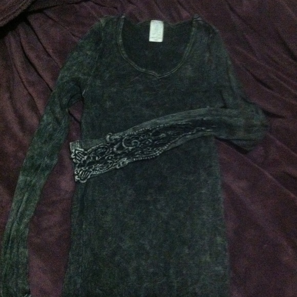 Distressed black ribbed long sleeved shirt