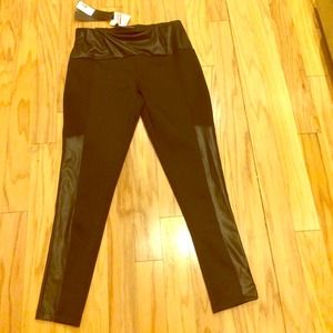 kardashian kollection leather leggings