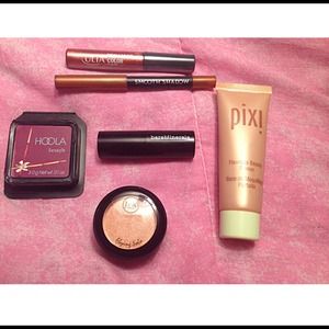 MAKEUP BUNDLE
