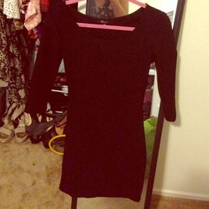 Black quarter sleeve bodycon dress f21 m